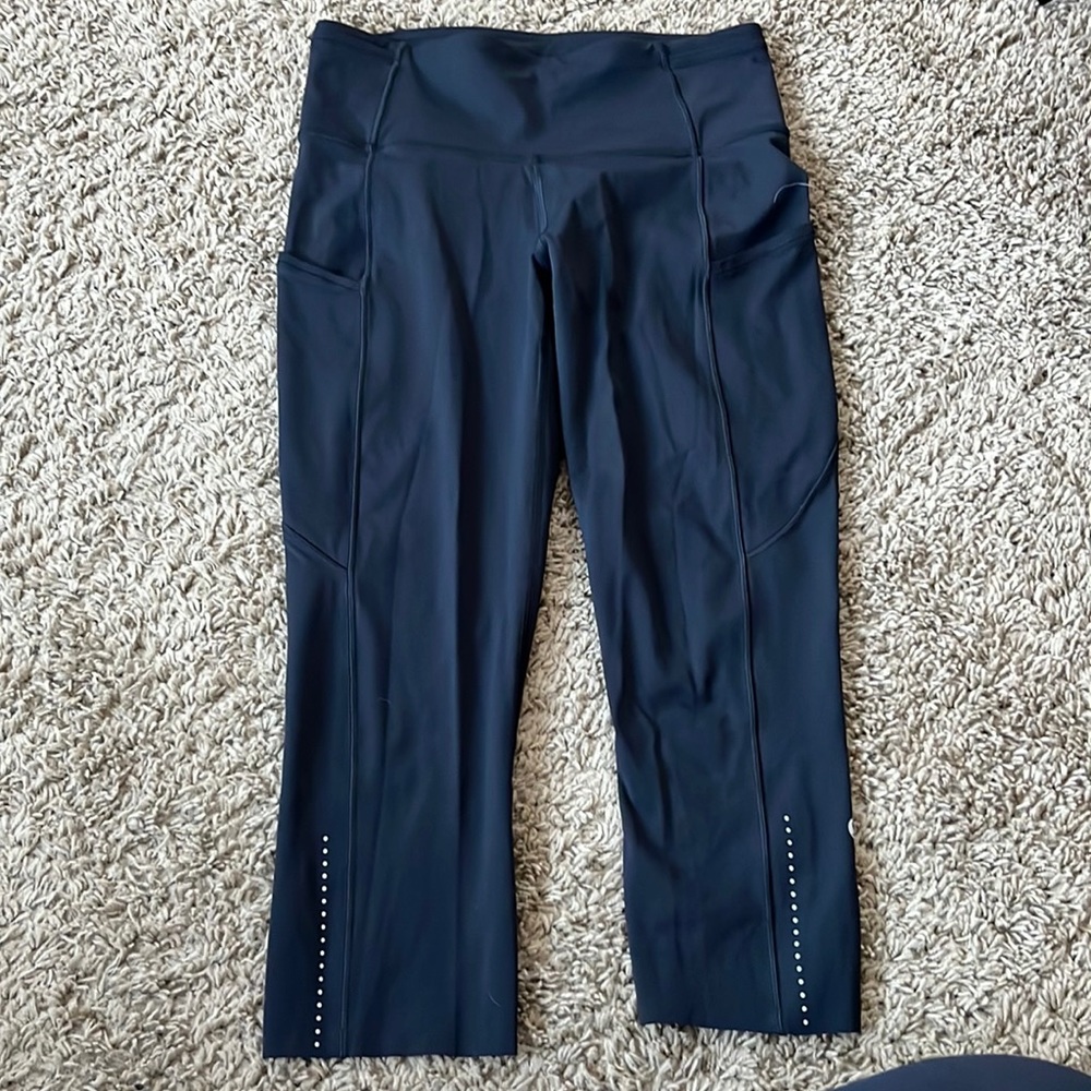 Lululemon capris